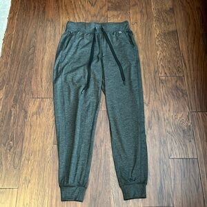 Gap joggers